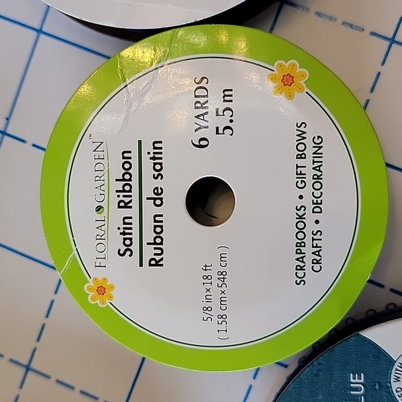 Assorted ribbons for crafting and sewing - Picture 7 of 7